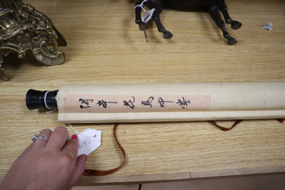 A Chinese scroll painting of birds, 85 x 54cm